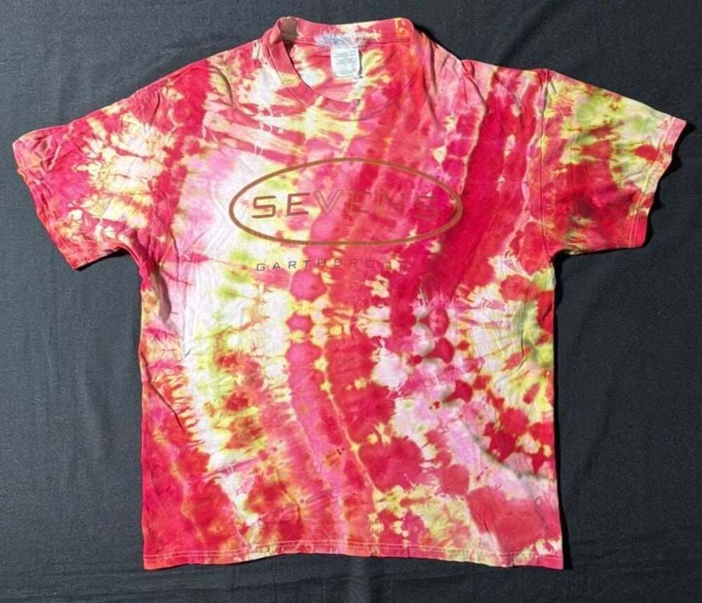 Vintage 1998 Garth Brooks Sevens World Tour Tie Dye T-Shirt